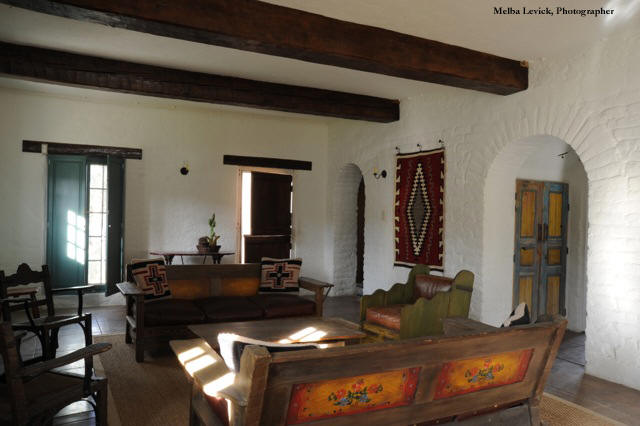 EO_LivingRoom